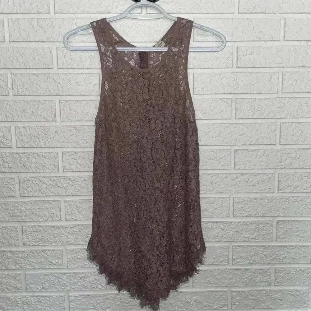Aritzia - Wilfred Tank